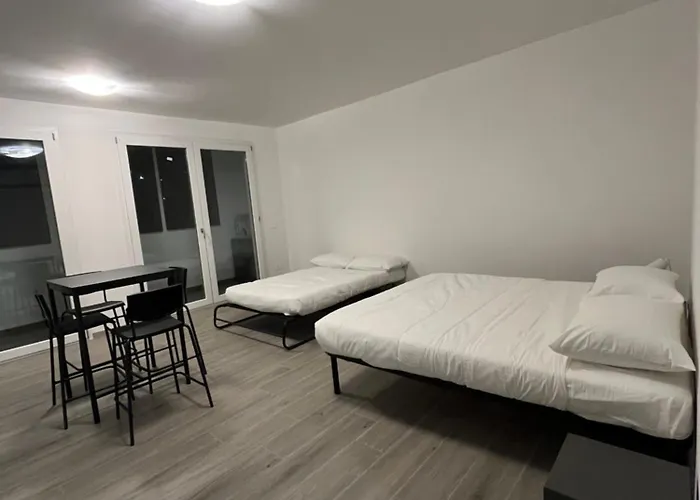 Alessandrino Apartment *