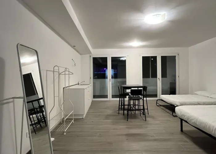 Alessandrino Apartment Rom
