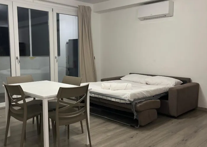 Alessandrino Apartment Rom