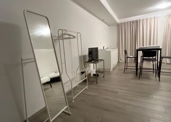 Alessandrino Apartment *